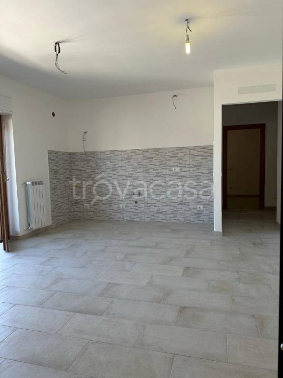 appartamento in vendita a Monterotondo in zona Stazione