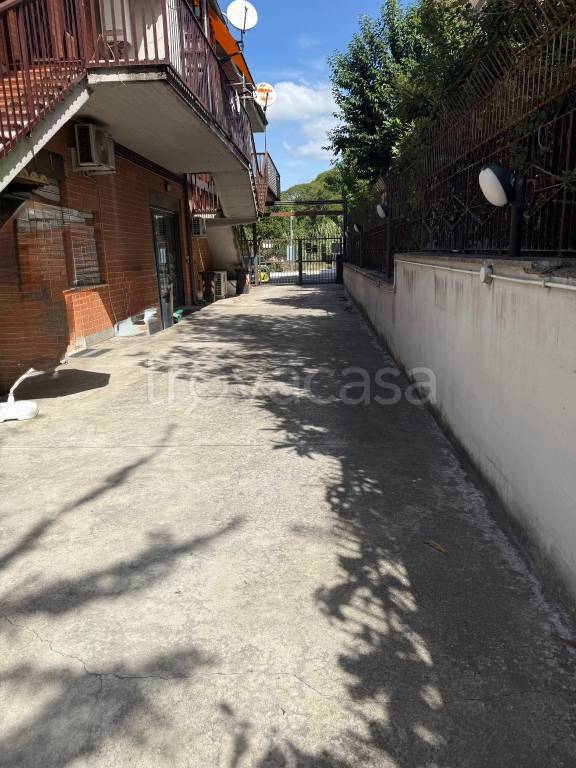 appartamento in vendita a Monterotondo in zona Stazione