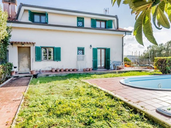 casa indipendente in vendita a Monterotondo