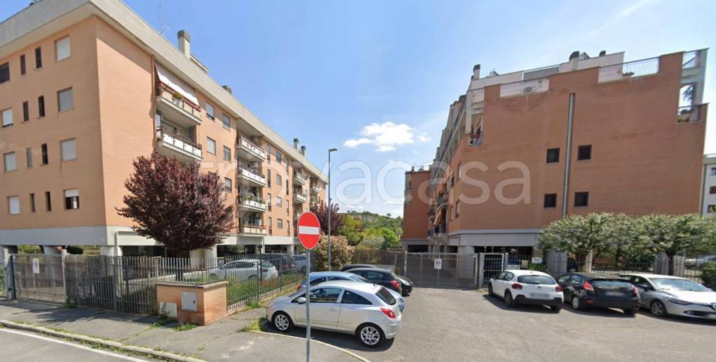 appartamento in vendita a Monterotondo in zona Stazione