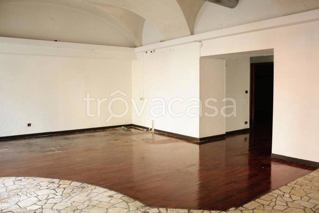 negozio in vendita a Monterotondo