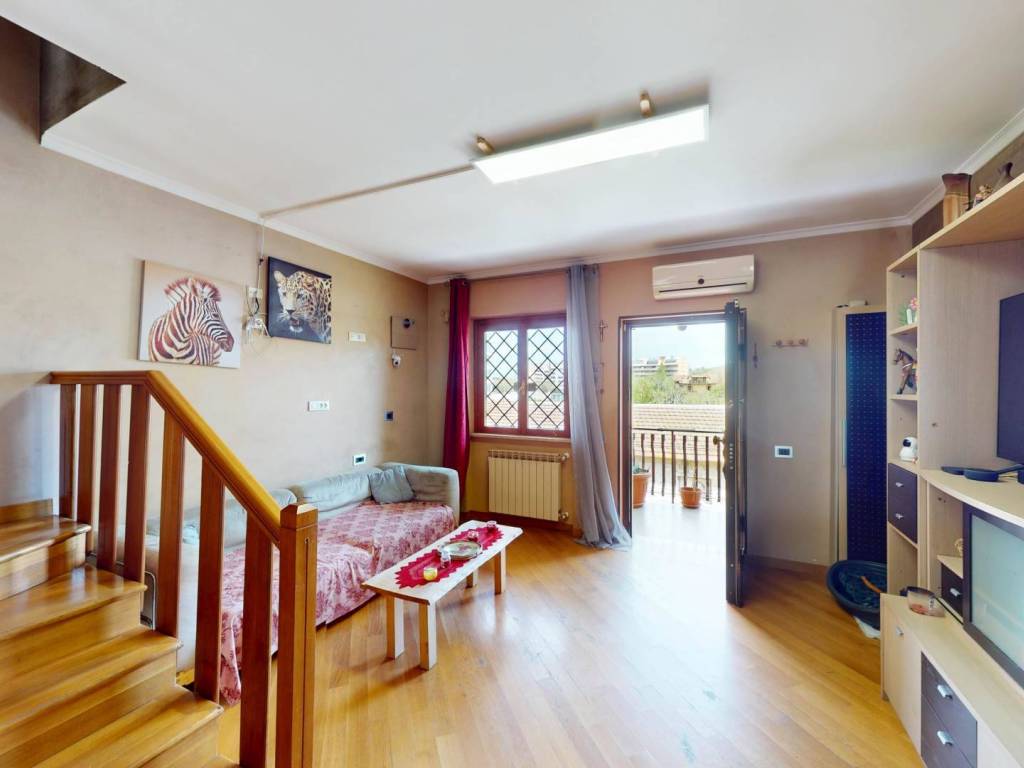 appartamento in vendita a Monterotondo in zona Stazione