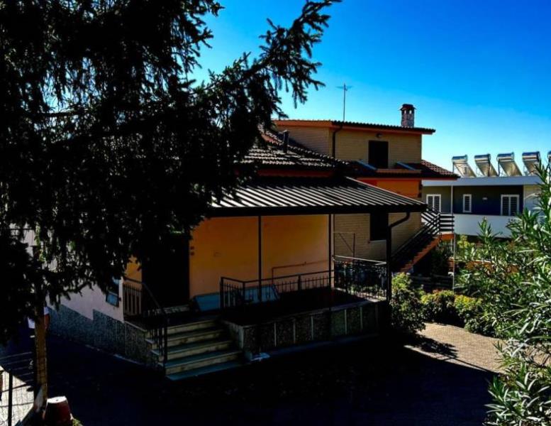 casa indipendente in vendita a Monterotondo
