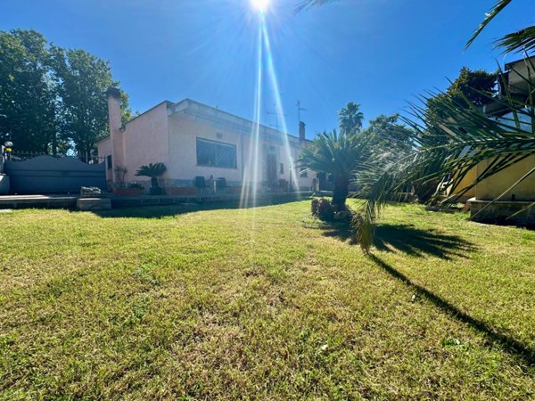 casa indipendente in vendita a Monterotondo