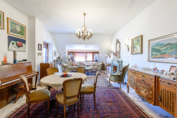 appartamento in vendita a Monterotondo in zona Stazione