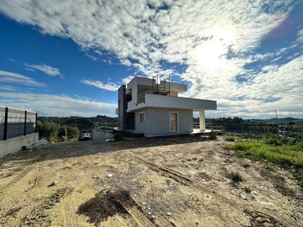 casa indipendente in vendita a Monterotondo