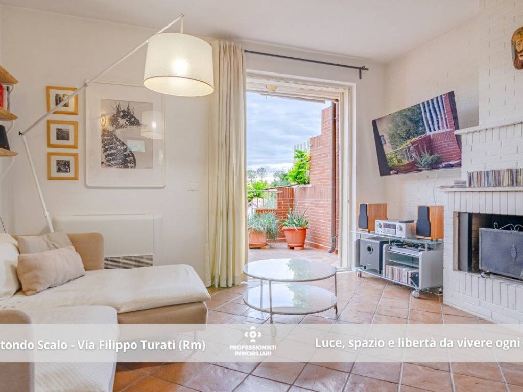 appartamento in vendita a Monterotondo in zona Stazione