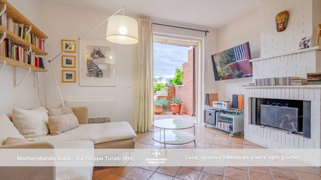 appartamento in vendita a Monterotondo in zona Stazione