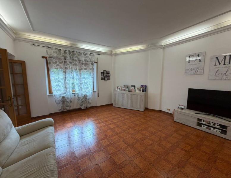 appartamento in vendita a Monterotondo in zona Cerqueto