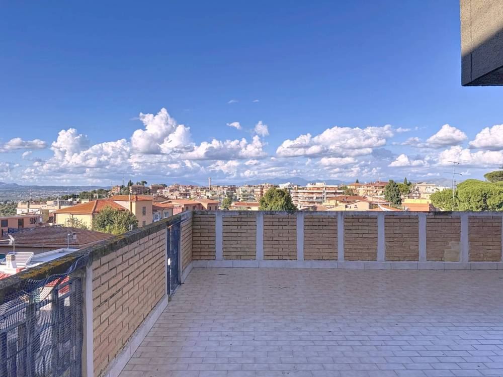 appartamento in vendita a Monterotondo in zona Stazione