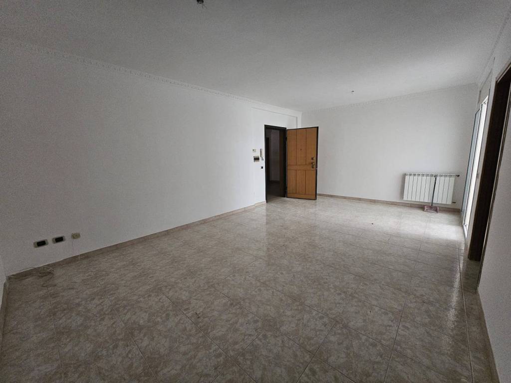 appartamento in vendita a Monterotondo in zona Stazione