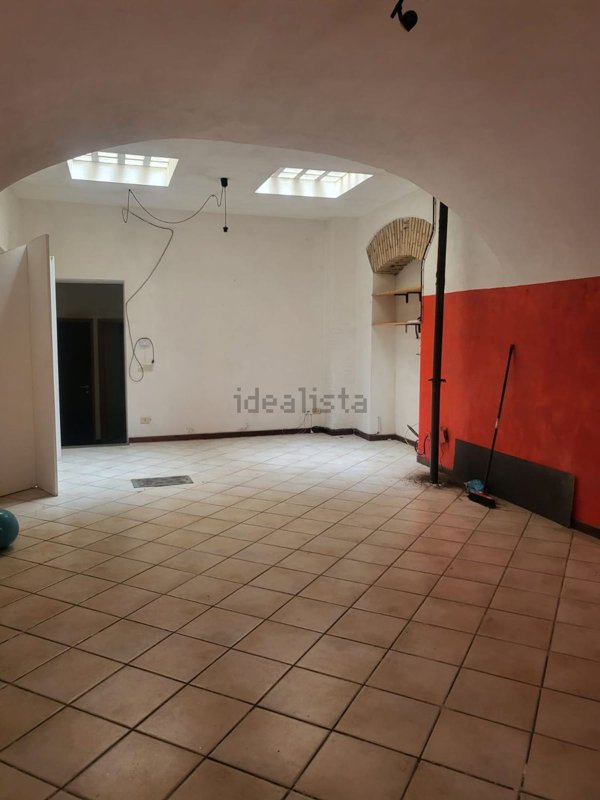 locale commerciale in vendita a Monterotondo