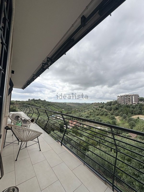 appartamento in vendita a Monterotondo in zona Stazione