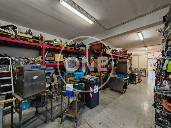 locale di sgombero in vendita a Monterotondo