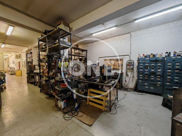 locale di sgombero in vendita a Monterotondo