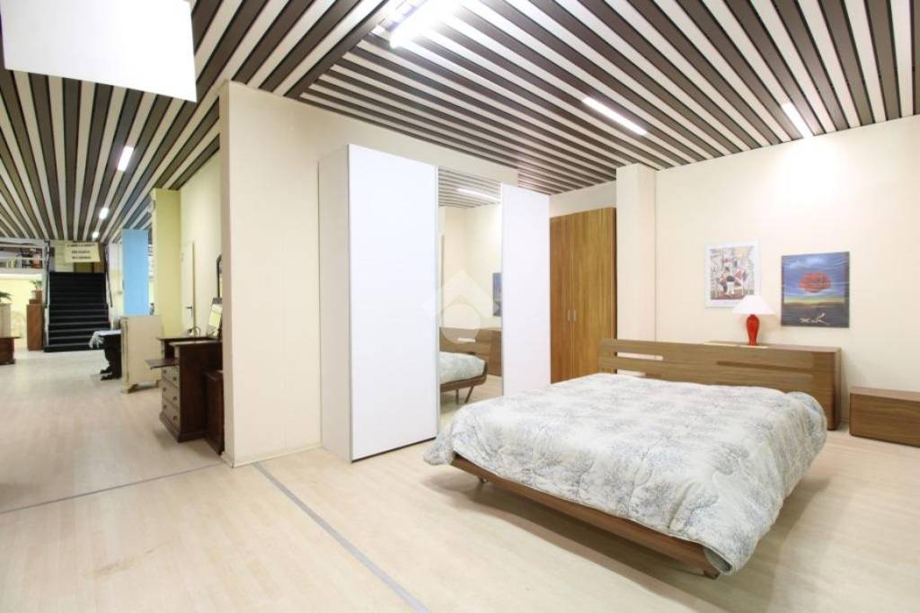 locale commerciale in vendita a Monterotondo in zona San Martino