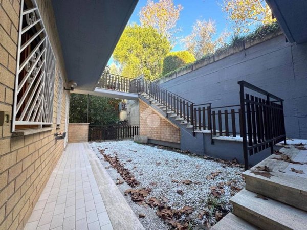 appartamento in vendita a Monterotondo in zona Stazione