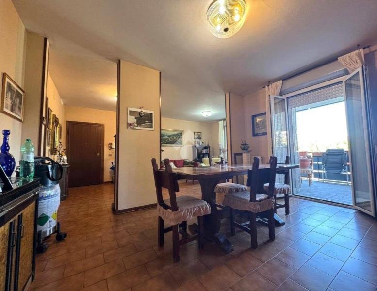 appartamento in vendita a Monterotondo in zona Stazione