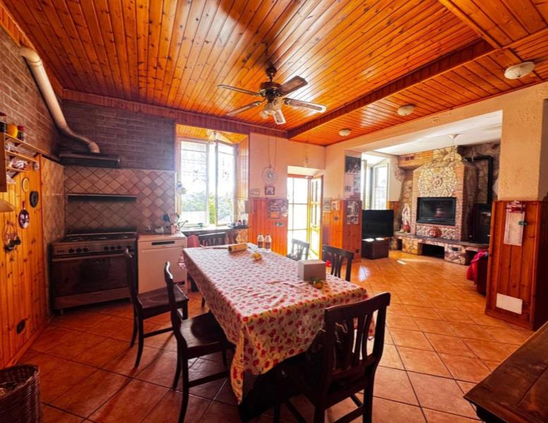 appartamento in vendita a Monterotondo in zona Stazione