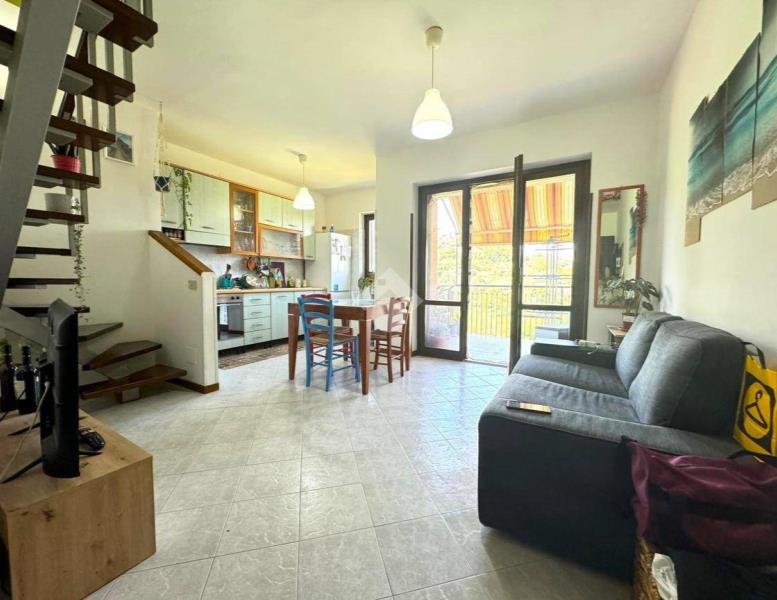 appartamento in vendita a Monterotondo in zona Stazione