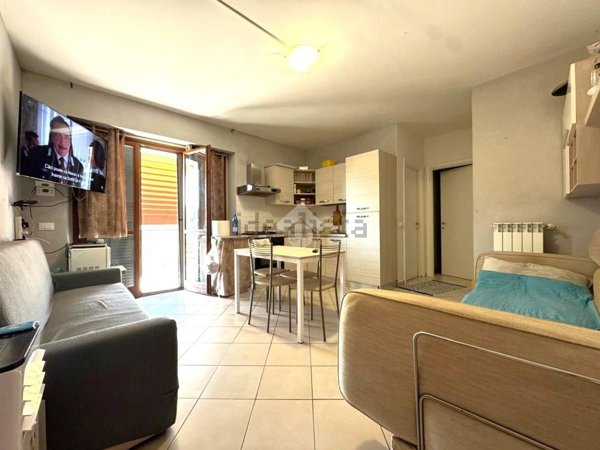 appartamento in vendita a Monterotondo in zona Stazione