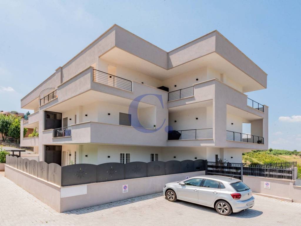 appartamento in vendita a Monterotondo in zona Stazione