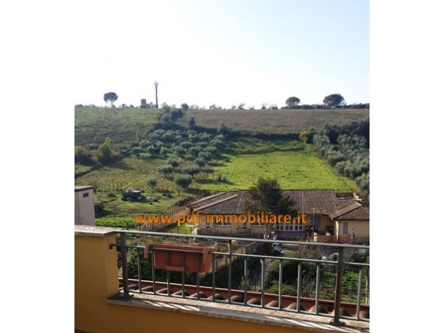 appartamento in vendita a Monterotondo in zona Stazione