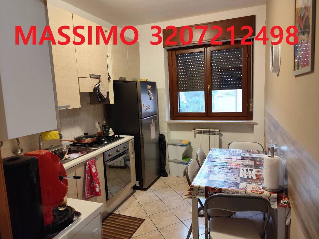 appartamento in vendita a Monterotondo in zona Stazione