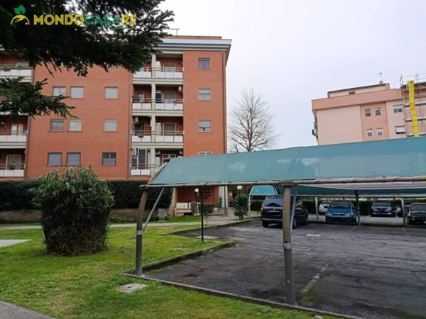 appartamento in vendita a Monterotondo in zona Stazione