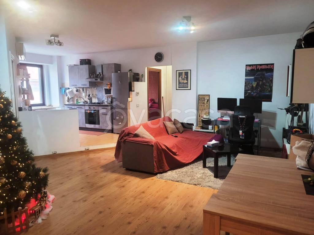 appartamento in vendita a Monterotondo in zona Stazione