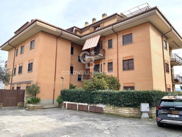 attico in vendita a Monterotondo