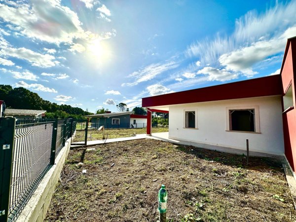 casa indipendente in vendita a Monterotondo in zona Stazione