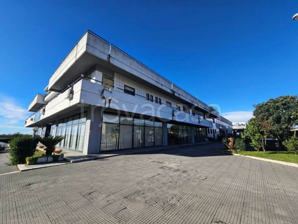 negozio in vendita a Monterotondo in zona Stazione