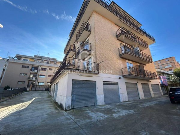 casa indipendente in vendita a Monterotondo