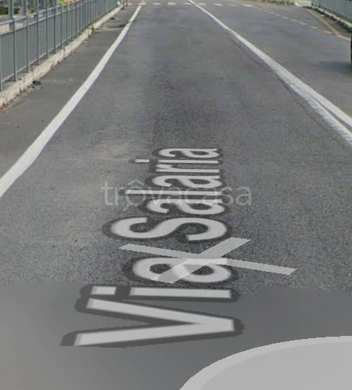 locale commerciale in vendita a Monterotondo in zona Stazione