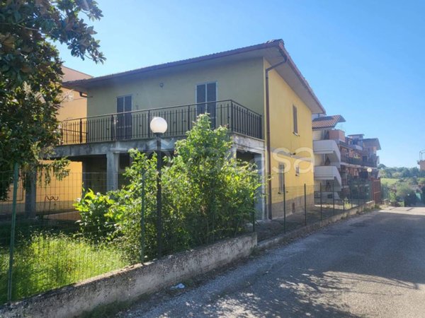 casa indipendente in vendita a Monterotondo in zona San Martino
