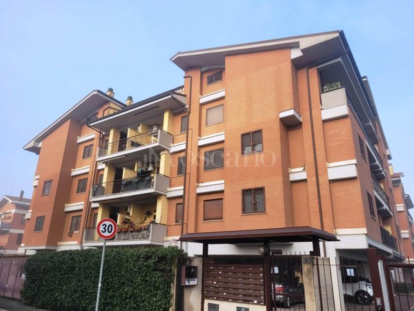 appartamento in vendita a Monterotondo in zona Stazione