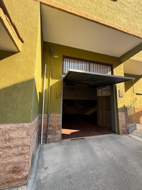 ufficio in vendita a Monterotondo in zona Stazione