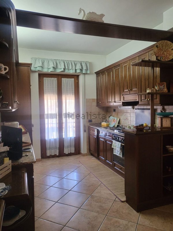 appartamento in vendita a Monterotondo in zona Stazione