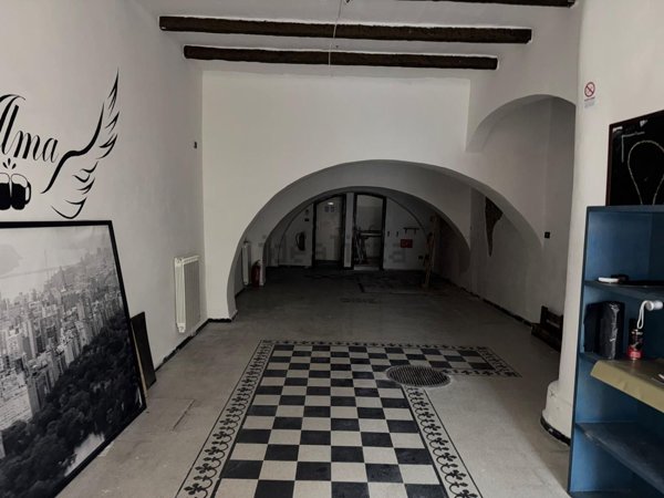 negozio in vendita a Monterotondo