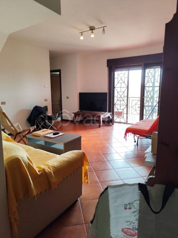 appartamento in vendita a Monterotondo in zona Stazione