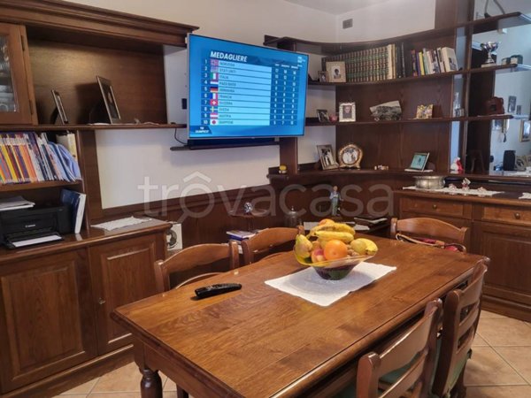 appartamento in vendita a Monterotondo in zona Stazione