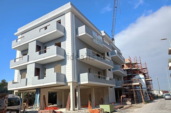 appartamento in vendita a Monterotondo in zona Stazione