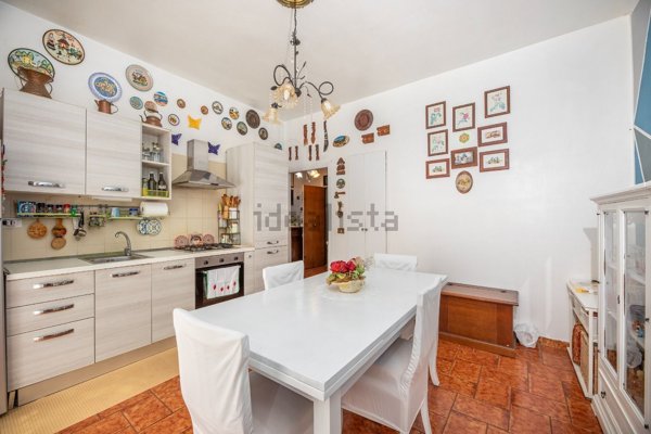 appartamento in vendita a Monterotondo in zona Stazione