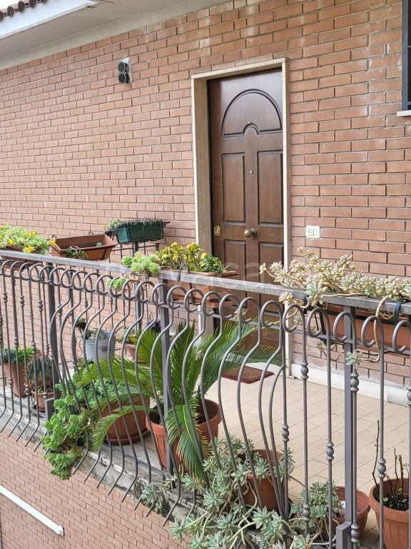 appartamento in vendita a Monterotondo in zona Stazione