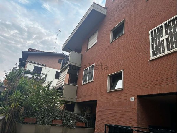 appartamento in vendita a Monterotondo in zona Stazione