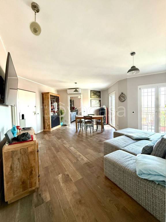 appartamento in vendita a Monterotondo in zona Stazione