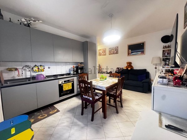 appartamento in vendita a Monterotondo in zona Stazione