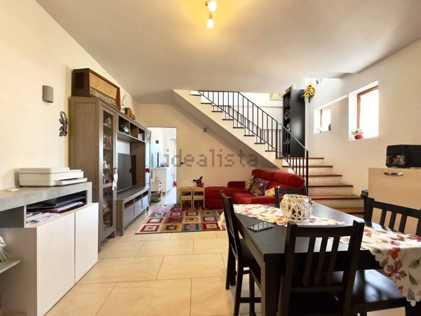 appartamento in vendita a Monterotondo in zona Stazione