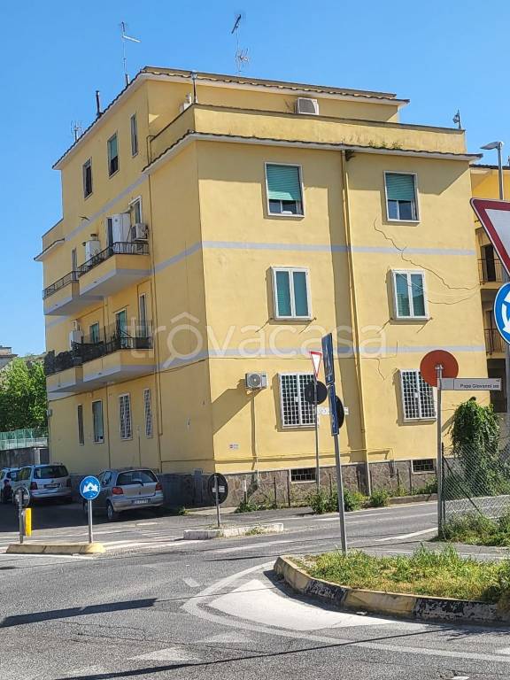 appartamento in vendita a Monterotondo in zona Stazione